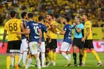 الهامی منتظر استقلال بود
