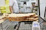 سهمیه بندی و افزایش قیمت نان منتفی است/ کاهش انحراف روزانه ۵ هزار تنی آرد