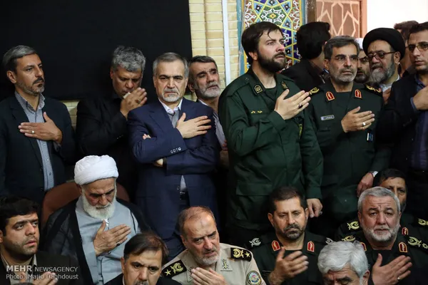حسین فریدون