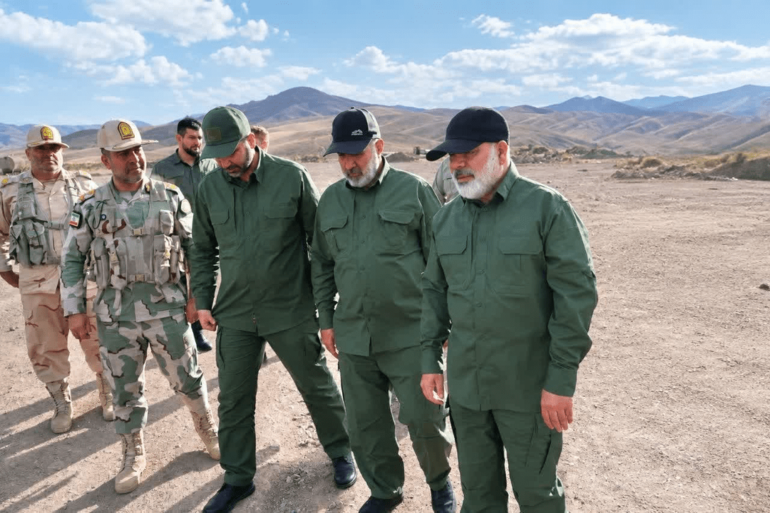 بازدید فرمانده نیروی زمینی سپاه از مناطق شمال غرب+ عکس