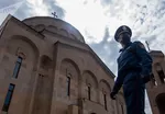 ظریف: کامیون‌های ما هر روز پشت مرز‌ها گیر می‌کنند