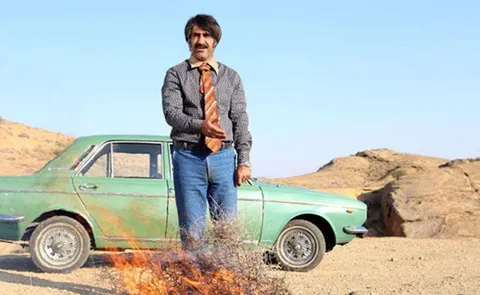 عکس| خاطره‌بازی جذاب بازیگران با خودروی پیکان