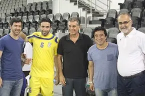 فیلم/ خاطره جالب خداداد عزیزی درباره قلیان کشیدن فوتبالیست‌ها
