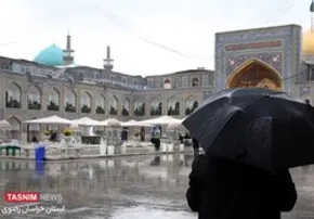 فیلم| ورود پیکر ۴ شهید حملات رژیم صهیونیستی به حرم رضوی