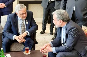 فیلم| کارشناس صداوسیما: باید جنگ را به سه هفته دیگر بکشانیم