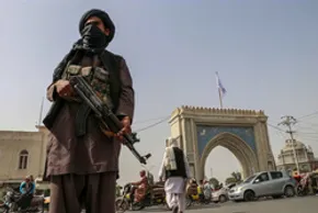 فیلم / پاسخ سخنگوی طالبان به یک سوال شخصی