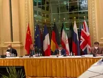 غریب آبادی: لغو عملی تحریم‌ها تنها گزینه ایران است