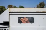 زن جوان مقابل مغازه لباس‌فروشی در تهران به قتل رسید