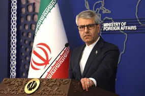 آمریکایی‌ها حق صحبت به زبان «باید» با ایران را ندارند