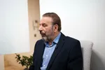 عکس | پزشک زن ایرانی از بیمارستان آمریکایی اخراج شد