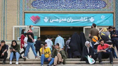 مدیر خانه کتاب: خریداران نمایشگاه کتاب ۲۵ درصد تخفیف می‌گیرند