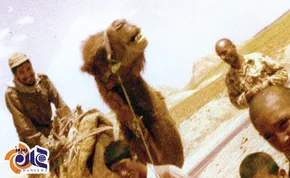 عکس/سر اوباما به هلی‌کوپتر خورد!