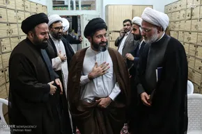 تصاویر/فرزند رهبر انقلاب در مراسم یادبود مرحوم شایانفر