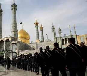تصاویر| قم در سوگ امام رضا(ع)؛ حال‌وهوای حرم حضرت معصومه(س) در سالروز شهادت