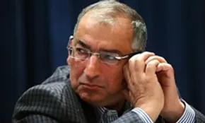 تصاویر/ احمدی‌نژاد در بزرگداشت اربکان