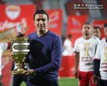 جنگ بر سر جواد نکونام