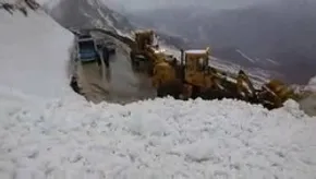 فیلم/واژگونی مرگبار اتوبوس در جاده دیهوک-فردوس