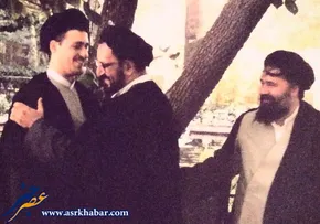 عکس/ عروس امام(ره) در کنار برادرانش