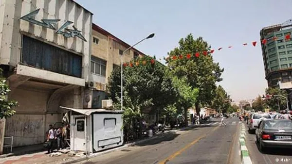 ین ساختمان مخروبه روزی سینما 