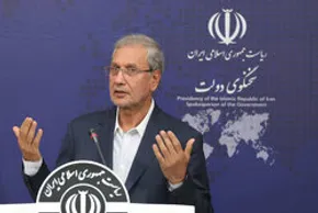 عکس تلخ ریحانه یاسینی قبل از مرگ در اتوبوس خبرنگاران