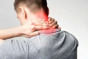 عارضه گردن پیامکی را جدی بگیرید