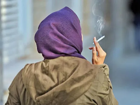 افزایش نگران‌کننده مصرف دخانیات میان دختران نوجوان