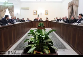 عکس/مرحوم حجت‌الاسلام حائری در کنار رهبرانقلاب