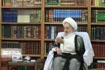 بررسی پروتکل‌های بهداشتی محرم در جلسه مداحان و سخنرانان با وزیر بهداشت