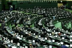 تصاویر| حضور رئیس جمهور در صحن علنی مجلس