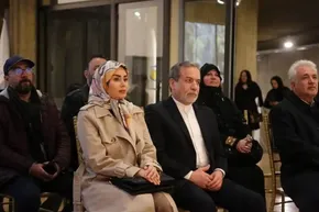 تصاویر| بازدید همسر عراقچی از بازارچه دیپلماتیک وزارت امور خارجه