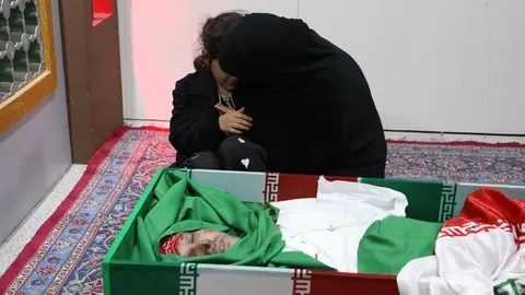 وقتی مادر شهید برای خرج فرزندش هم باید سند بیاورد!