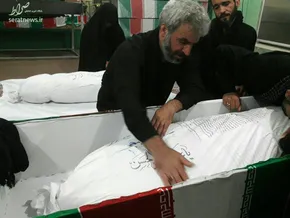 عکس/ رونمایی از سنگ جدید مزار شهید حججی