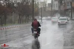 دو مصدوم بر اثر اصابت صاعقه با زمین