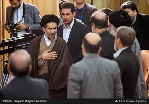 این دعوت بیش از ۴۰۰۰ شهید از شماست