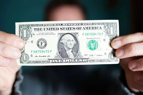 قیمت دلار در بازار آزاد امروز دوشنبه ۱۲ مرداد ۱۴۰۵ + جدول