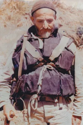 عکس/ رحیم‌پور ازغدی درجمع غواصان شهید