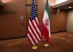 سفیر ایران در لندن: با وجود بی‌اعتمادی به آمریکا مذاکره می‌کنیم، اما برای دفاع قاطع آماده‌