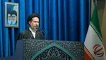 مسئولان درباره مشکلات اقتصادی و راه‌حل آن با مردم سخن بگویند