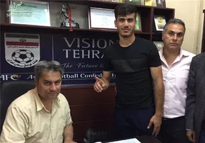 عکس/ استوری عجیب دانشگر؛ علی کریمی تمدید کرد؟