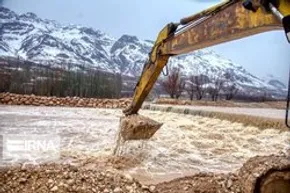 فیلم / نیروی دریایی ارتش به داد سیل‌زدگان سیستان و بلوچستان رسید