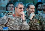بازدید سرلشکر سلامی از نمایشگاه دستاورد‌های نیروی زمینی سپاه
