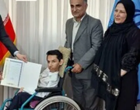 فیلم / تصاویری از نخبه مازندرانی در دیدار با رهبر انقلاب /رتبه ۲۵ کنکور در حادثه گازگرفتگی درگذشت