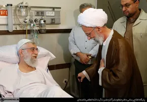 عیادت جمعی از مسئولان نظام از رهبر انقلاب +تصاویر