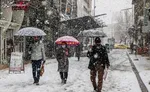 کولاک برف در جاده‌های کوهستانی تهران و احتمال آبگرفتگی معابر