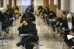 عکس | یک روشندل از کرمانشاه در جمع برترین های کنکور ۱۴۰۴