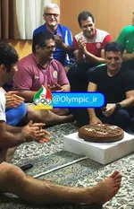 عکس | کیک تولد عجیبی که ترلان پروانه برای تولدش انتخاب کرد!