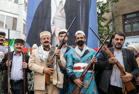 تصاویر| بیعت عشایر کشوردوست با رهبر انقلاب