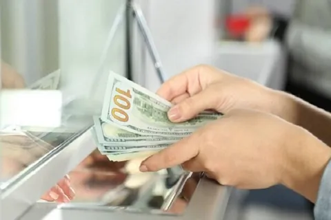 افت شدید تتر و بازگشت دلار به زیر۱۵۰ هزار تومان