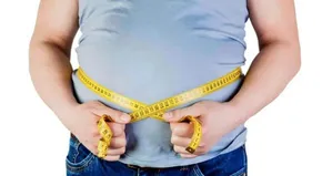 عکس/ مجری مشهور به دنبال کاهش وزن