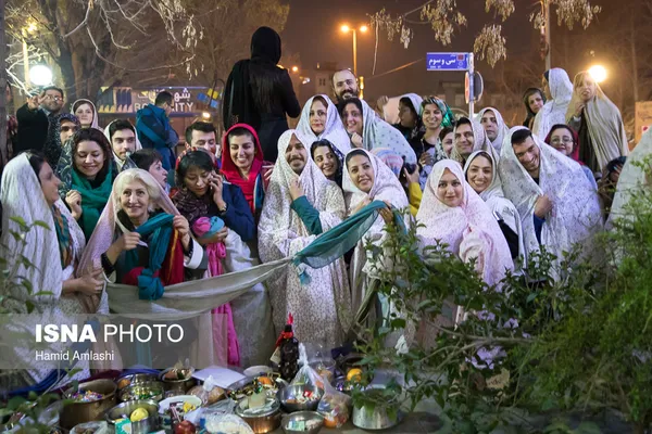 تصاویر/قاشق‌زنی رسمی دیرینه